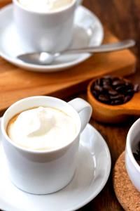 1 Serving Solo - Espresso Con Panna - 2% Milk