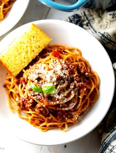 1 Serving Spaghetti With Rich Meat Sauce