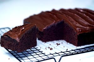 1 Serving Speedy-Bake Chocolate Mud Cake Mix