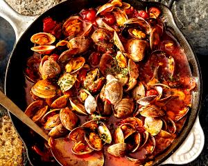 1 Serving Spicy Clam Tomato Sauce