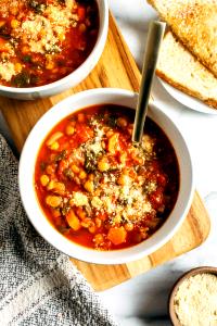 1 Serving Spinach & Lentil (Vegetarian) Soup, 8 Oz
