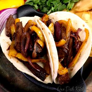 1 serving Steak Fajita with Cheese (Regular)