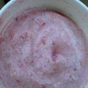 1 Serving Strawberry Creamslush Treat - Regular