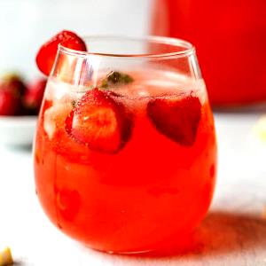 1 Serving Strawberry Limeade - Small