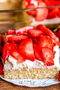 1 Serving Strawberry Shortcake (Salad Bar)