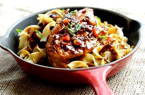 1 serving Sweet Chipotle Chicken over Egg Noodles
