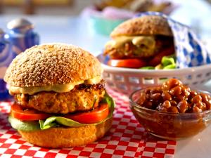 1 Serving Texas Burger, With Grilled Chicken