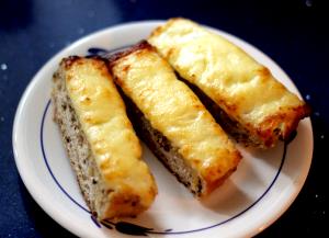 1 Serving Toasted Breadsticks