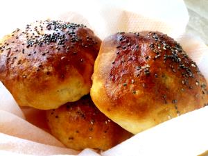 1 Serving Traditional Bun