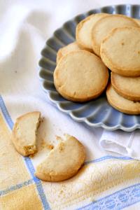 1 Serving Traditional Shortbread Cookie Mix