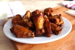 1 serving Traditional Wings (4 Pieces)