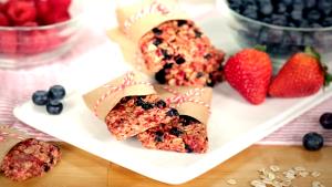 1 Serving Triple Berry Snack Bar