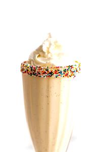 1 Serving Vanilla Milk Shake - Large