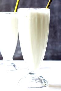 1 Serving Vanilla Milkshake