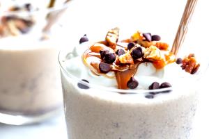 1 Serving Vanilla With Chocolate Turtle Bark Milk Shake, Regular