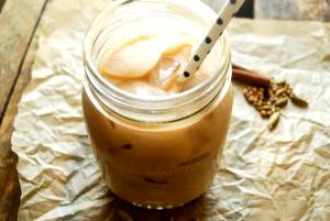 1 Serving Venti - Iced Berry Chai Infusion - 2% Milk