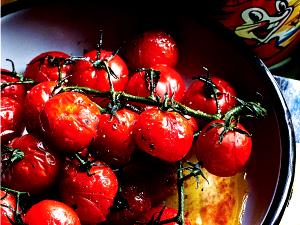 1 Serving Vine-Ripened Sunnyside Tomatoes