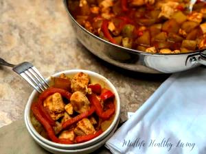 1 serving Weight Watchers Italian Chicken & Portobello Sandwich with Fresh Fruit