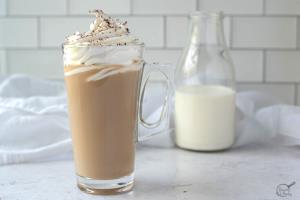 1 Serving White Chocolate Mocha Without Whip - Medium - Whole Milk