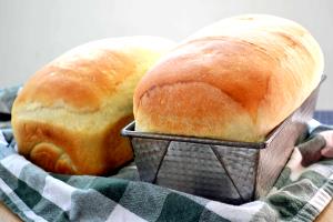 1 Serving White Sandwich Bread