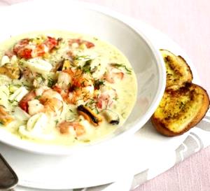 1 Serving White Seafood Stew
