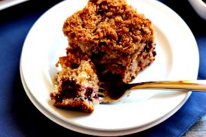 1 Serving Wild Berry Coffee Cake