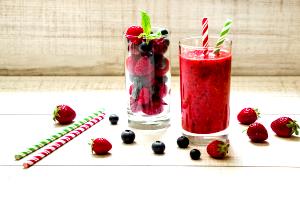 1 Serving Wild Berry Smoothie, Junior