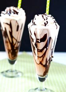 1 shake Mocha Milk Shake (Large)