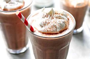 1 shake Peanut Butter Cup Milk Shake (Kids)