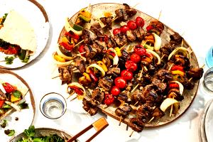 1 Shishkabob Lamb Shish Kabob with Vegetables