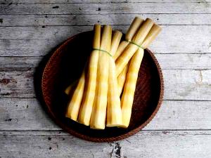 1 Shoot Bamboo Shoots (with Salt, Drained, Cooked, Boiled)