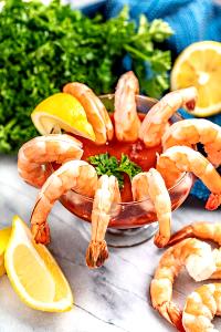 1 Shrimp With Sauce Shrimp Cocktail (Shrimp with Cocktail Sauce)