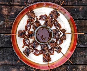 1 skewer (71 g) Asian-Style Barbecue Angus Beef Skewers