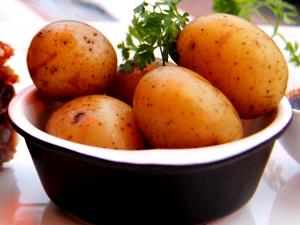 1 Skin Potatoes (Skin, Without Salt, Boiled)