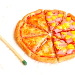 1 slice = 1/6 pizza (114 g) Cheese Pizza (Small, Square)