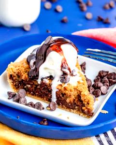 1 slice (1/8 pie) (39 g) Chocolate Chip Cookie