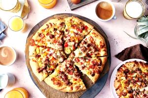 1 slice (113 g) Breakfast Pizza