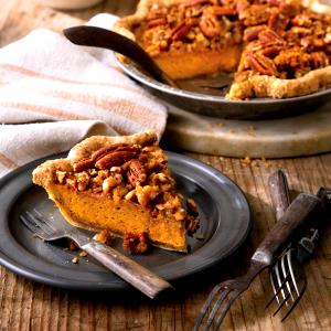 1 slice (119 g) Pumpkin Pecan Streusel Pie