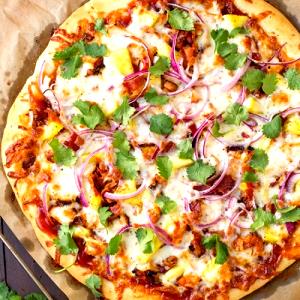 1 slice (127 g) 14" Thin Crust Pizza - Hawaiian BBQ Chicken
