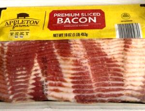 1 slice (13 g) Classic Premium Bacon