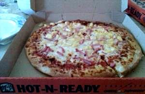 1 slice (150 g) Hula Hawaiian Pineapple & Ham Pizza