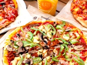 1 slice (154 g) Vegetarian Pizza
