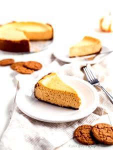 1 slice (156 g) Pumpkin Cheesecake