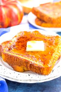 1 slice (25 g) Pumpkin Spice Toasting Bread
