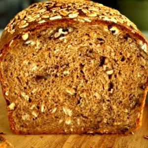 1 slice (26 g) Old Fashioned Wheat Sandwich Bread