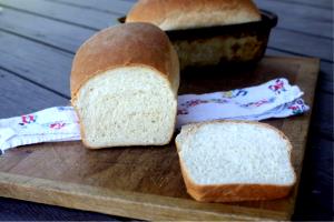 1 slice (27 g) Buttermilk Bread