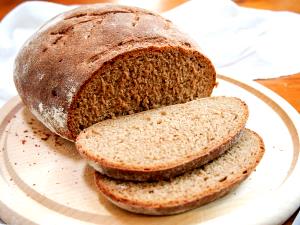 1 slice (32 g) Dutch Country Rye Bread