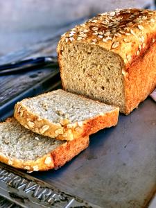 1 slice (33 g) Sandwich Bread White with Oatmeal