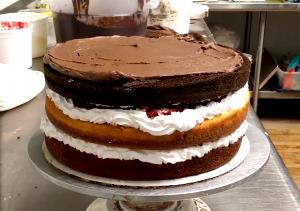 1 slice (4 oz) Atomic Cake