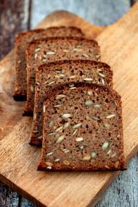 1 slice (41 g) Country Rye Bread